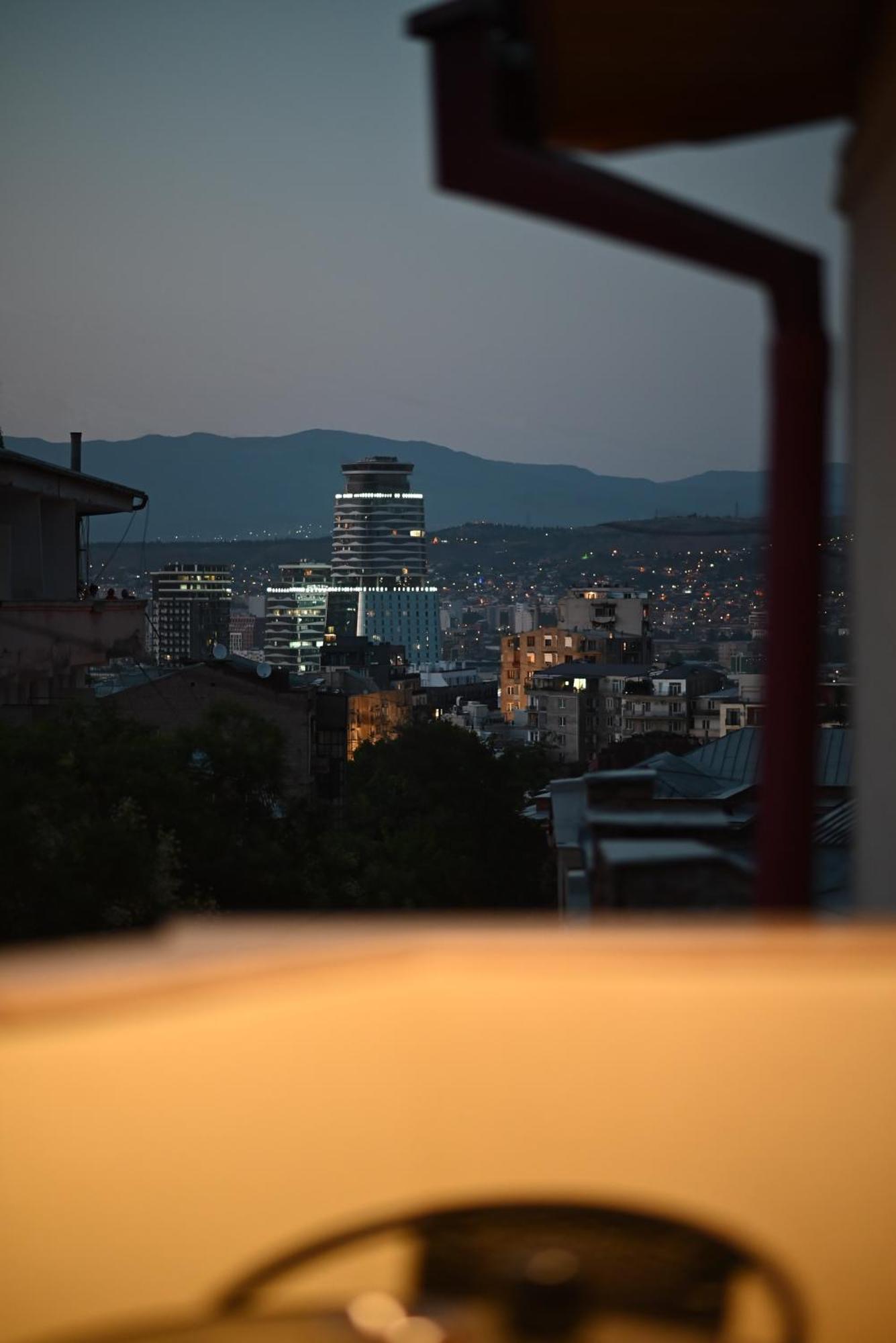 Hotel Well Inn Tbilisi Eksteriør bilde