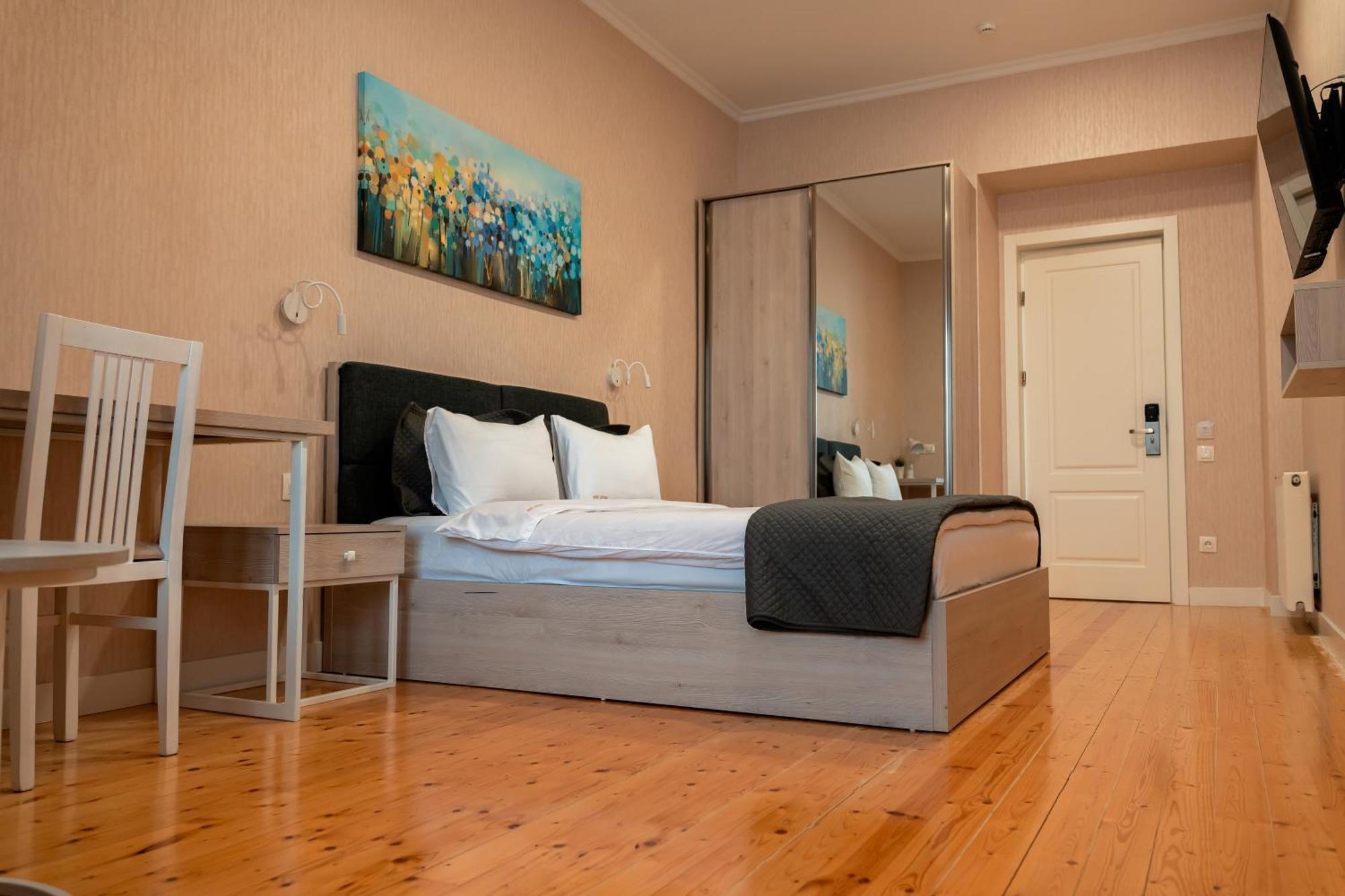 Hotel Well Inn Tbilisi Eksteriør bilde
