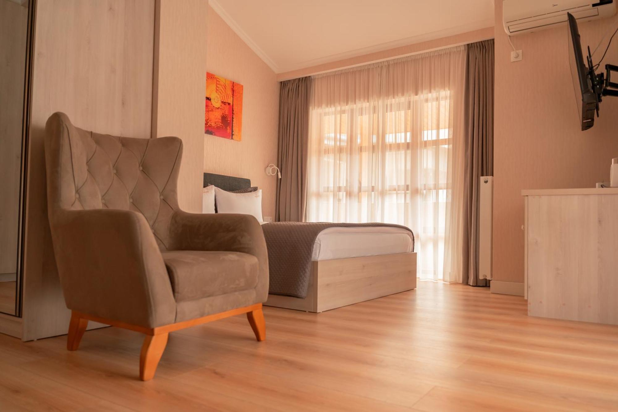 Hotel Well Inn Tbilisi Eksteriør bilde